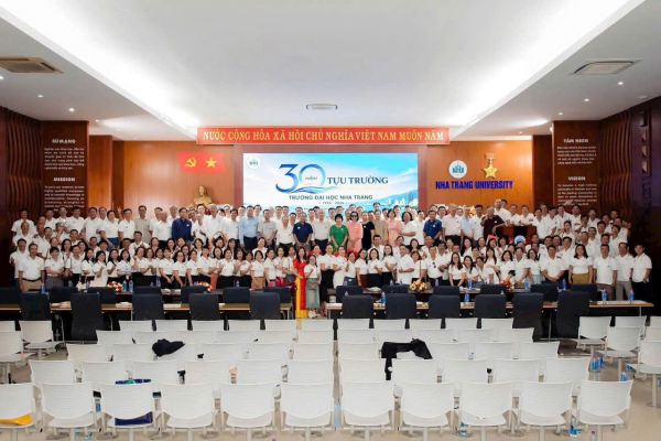 Cựu sinh viên K38: Trở về và tiếp nối