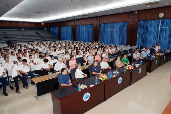 Cựu sinh viên K38: Trở về và tiếp nối